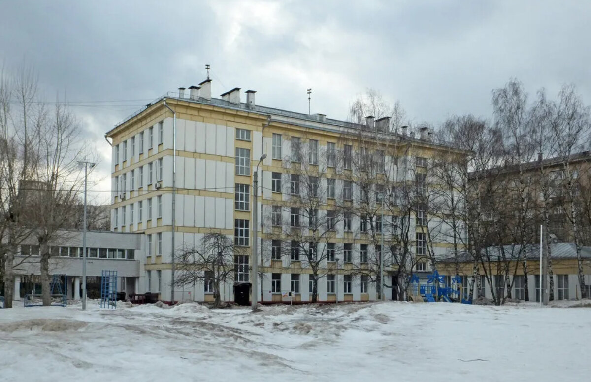 Школа ломоносовский проспект. 120 школа на ленинском проспекте. Школа 1 москва ломоносовский проспект 21. Ломоносовский 13 школа 118. Школа ломоносовский проспект.