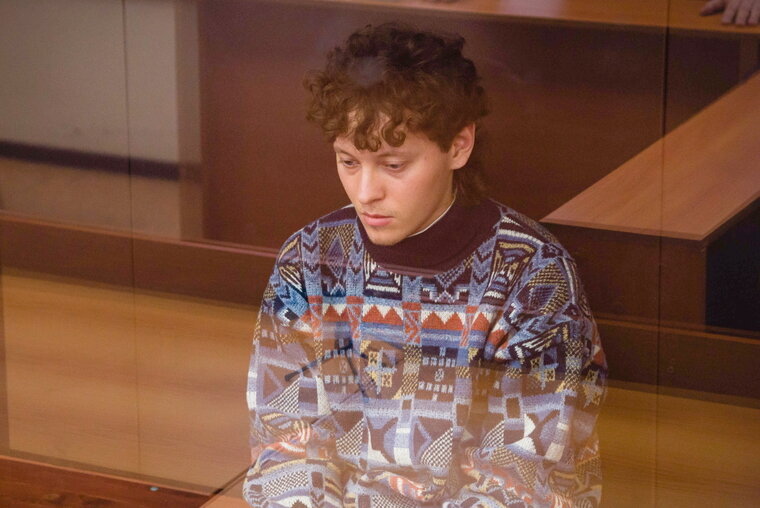    Сейчас Эдуард Шарлот находится под арестом