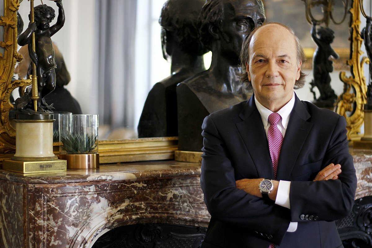 Джеймс Рикардс. Источник фото: https://goo.su/29z6Wc