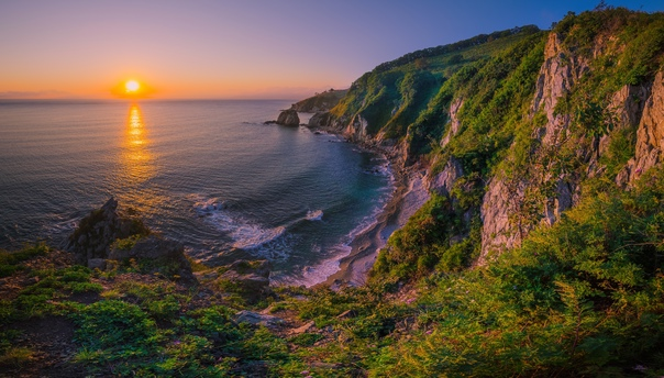 Картинка найдена на просторах интернета, ссылка: https://yandex.ru/images/search?from=tabbar&img_url=https%3A%2F%2Fsun9-54.userapi.com%2Fimpg%2FKNxeHIZKfyG46C9Rnmd3vRINsJrDwzY7Even9A%2F3bKwL7bqbYY.jpg%3Fsize%3D1280x729%26quality%3D96%26sign%3D013dd3114e606b70ad6b26079642661d%26c_uniq_tag%3Dove4bTcghsUMRg9fhsMcrjKsByMnlbTDcczmMR3qDYk%26type%3Dalbum&lr=103814&pos=16&rpt=simage&text=%D0%BF%D1%80%D0%B8%D1%80%D0%BE%D0%B4%D0%B0%20%D0%BF%D1%80%D0%B8%D0%BC%D0%BE%D1%80%D1%8C%D1%8F%20%D1%84%D0%BE%D1%82%D0%BE%20%D0%BA%D1%80%D0%B0%D1%81%D0%B8%D0%B2%D1%8B%D0%B5