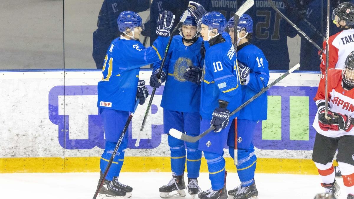    Хоккейден Қазақстан жастар құрамасы:icehockey.kz
