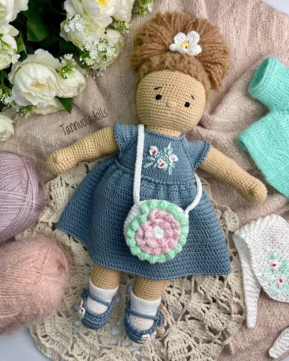 Автор Марианна Елисеева - кукла Ася и сумочка