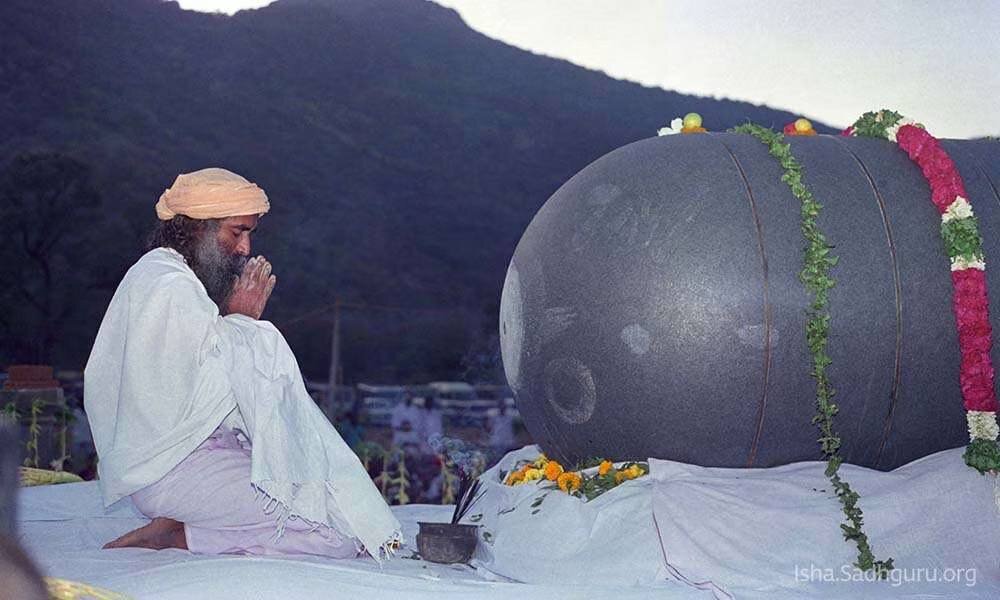 Освящение Дхьяналинги, 1999 год