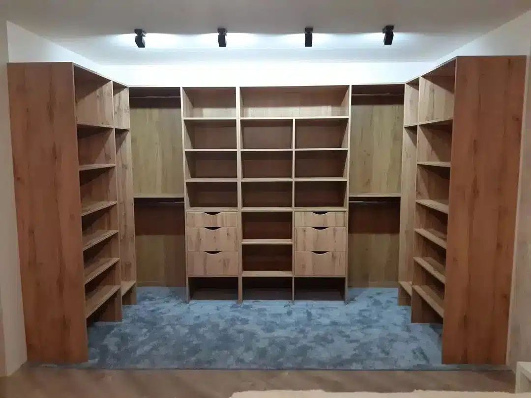 Фотография взята из источника shkafy-moskva.ru