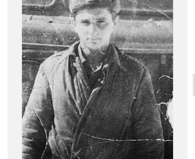 Единственный памятник Советскому солдату в Афганистане, который моджахеды оставили в целости