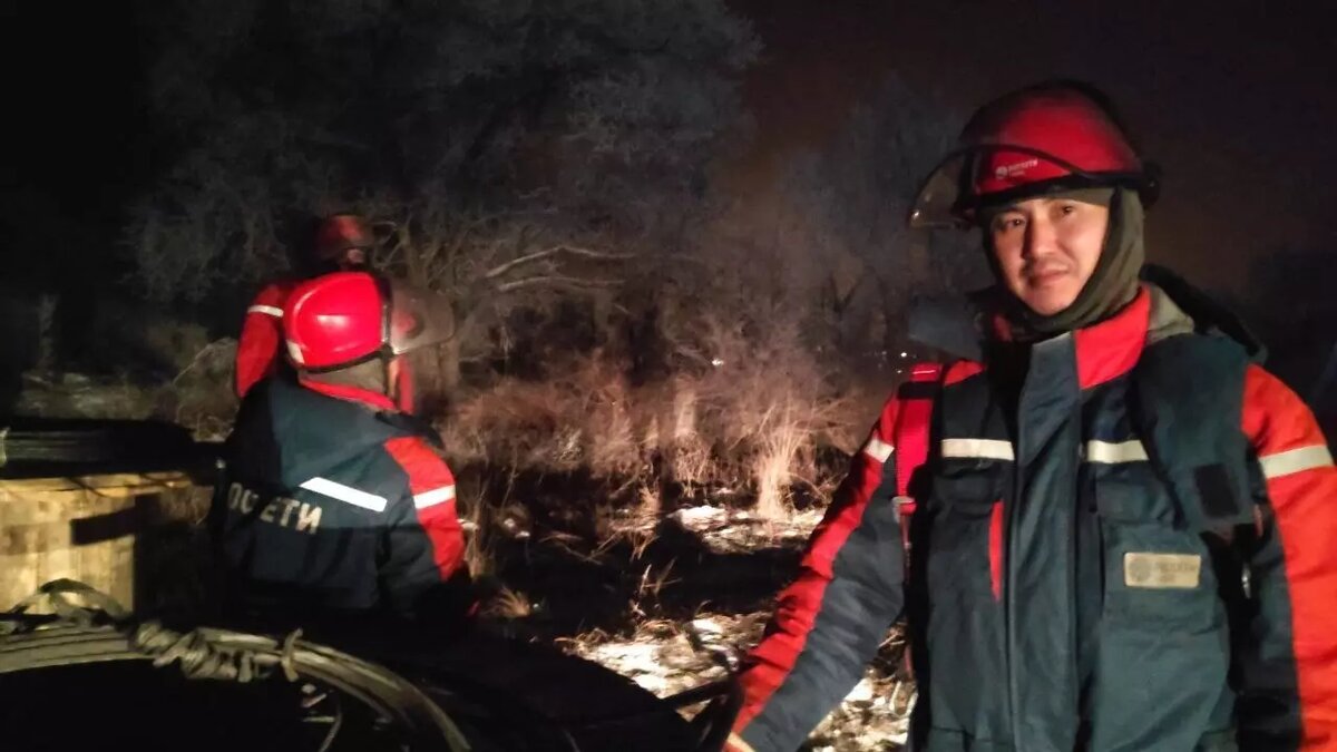    Уже сегодня, 15 декабря, энергетики начнут менять трансформаторы в Калинино и Расцвете. Жителям нужно приготовиться к отключениям.