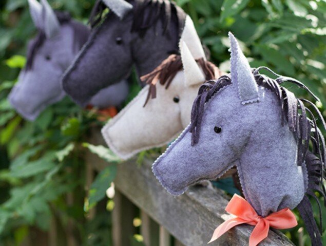    Лошадка   
Источник: «Lia griffith»