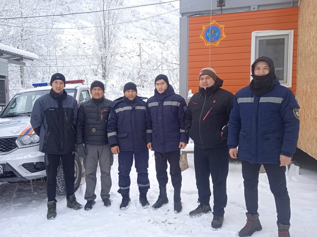 Горные спасатели