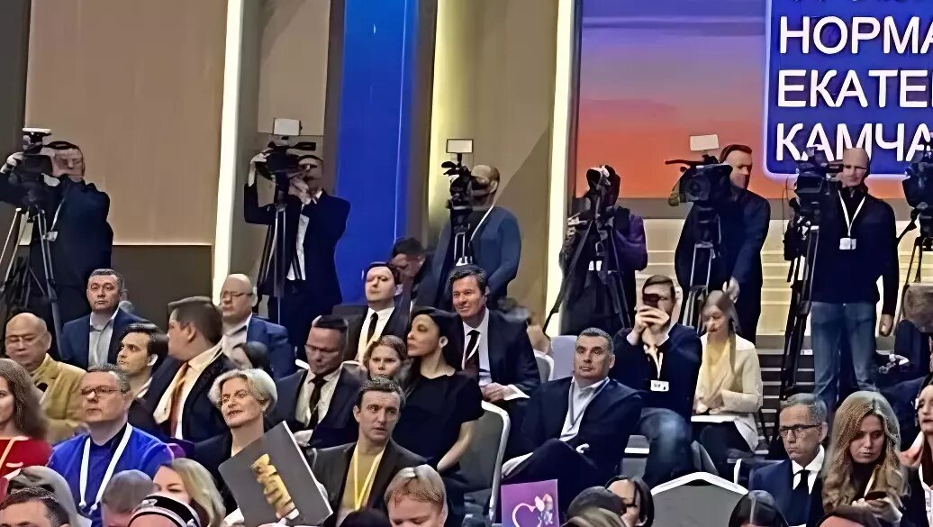    Задавший вопрос на прямой линии президента России Владимира Путина предприниматель из Ижевска сообщил, что не ставил своей целью повысить объемы продаж после своего обращения.