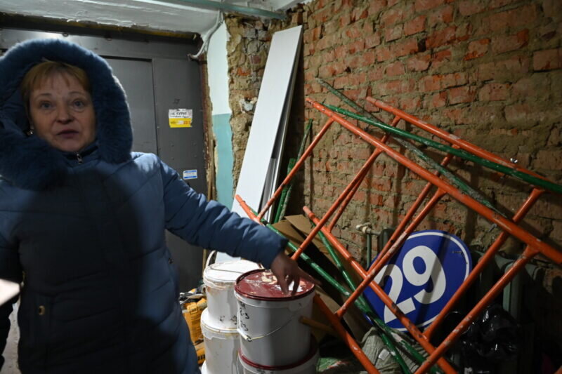 В такой подъезд и заходить-то страшно. Фото: Михаил Коршунов I Столица С 