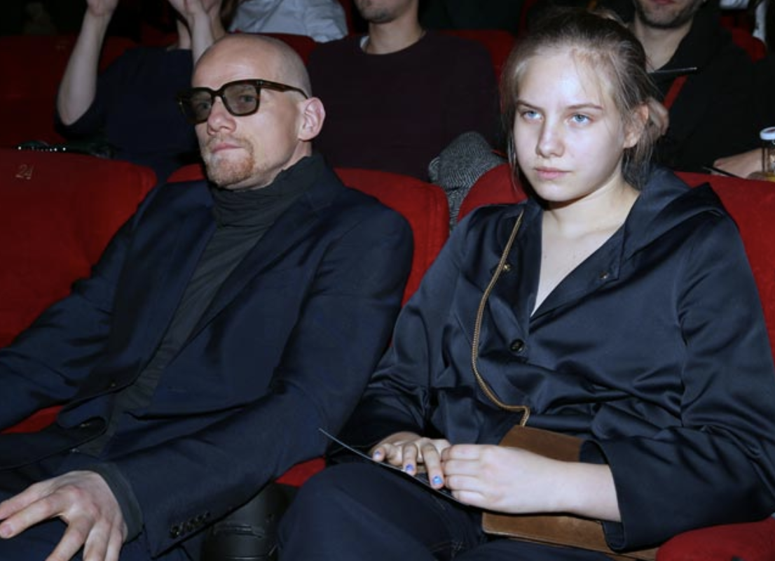 Юрий колокольников биография личная жизнь семья жена Дочь пойдет работать в "Макдональдс"": Юрий Колокольников о воспитании и новых п