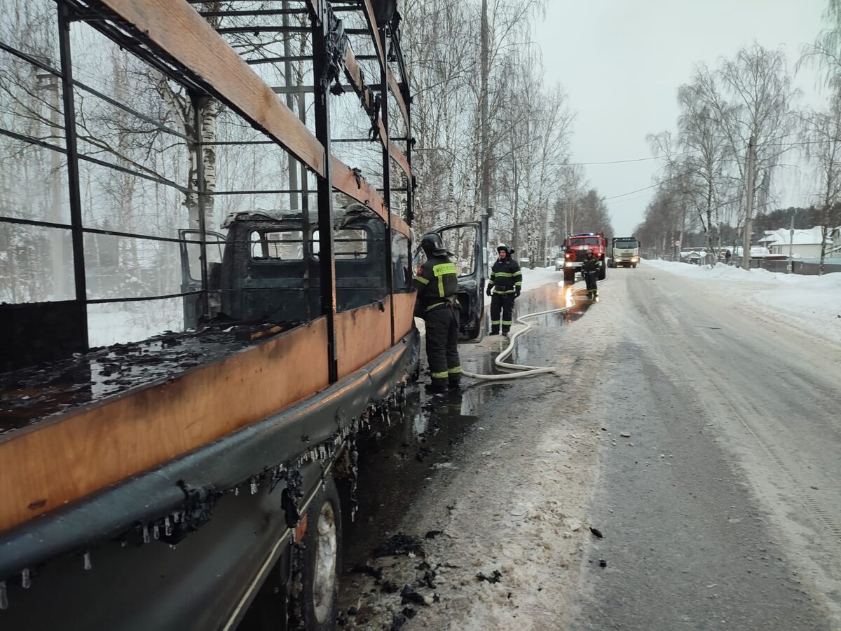 Огнеборци потушили пожар автомобиля | ТУ-5 (Щелковское) ГКУ МО  «Мособлпожспас» | Дзен