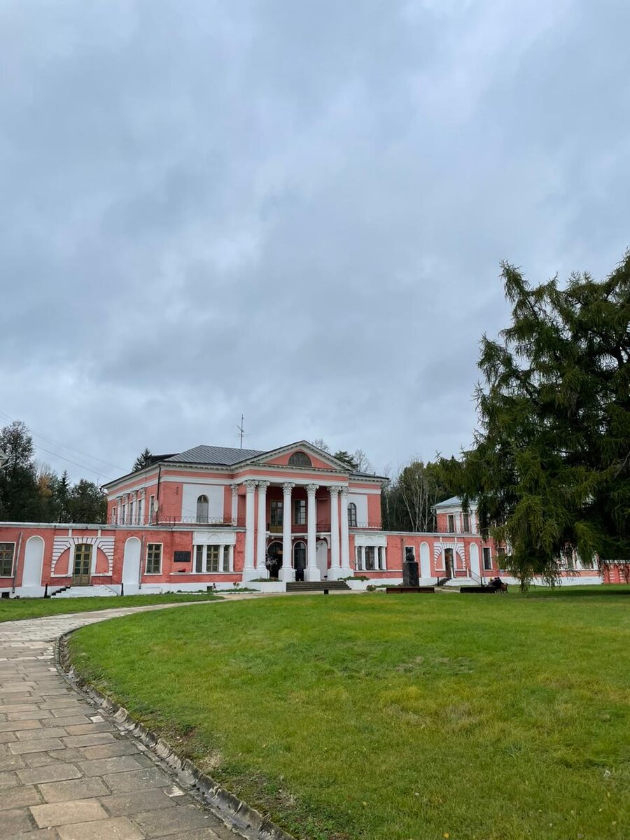 Усадьба Гончаровых. Ярополец © "Покажу Москву"