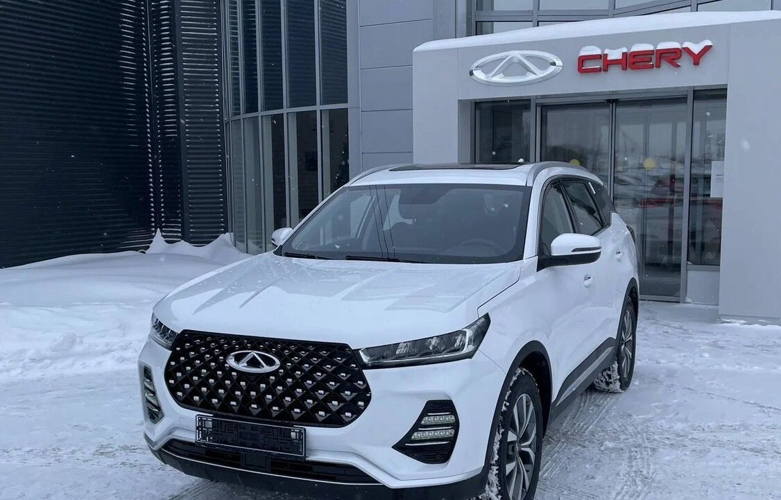 Заехал в автосалон Chery. Сколько стоит Tiggo 7 Pro и Tiggo 7 Pro Max? Есть  ли новогодние скидки? И сколько придётся переплатить за допы? | Avto Tema |  Дзен