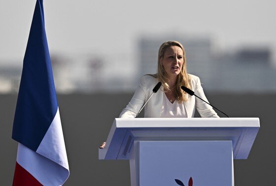    Марион Марешаль