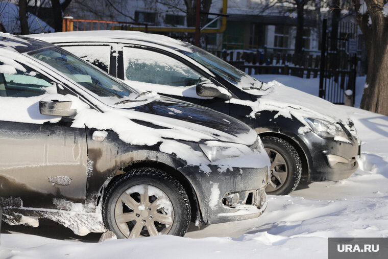    В морозы аккумуляторы автомобилей разряжаются намного быстрее