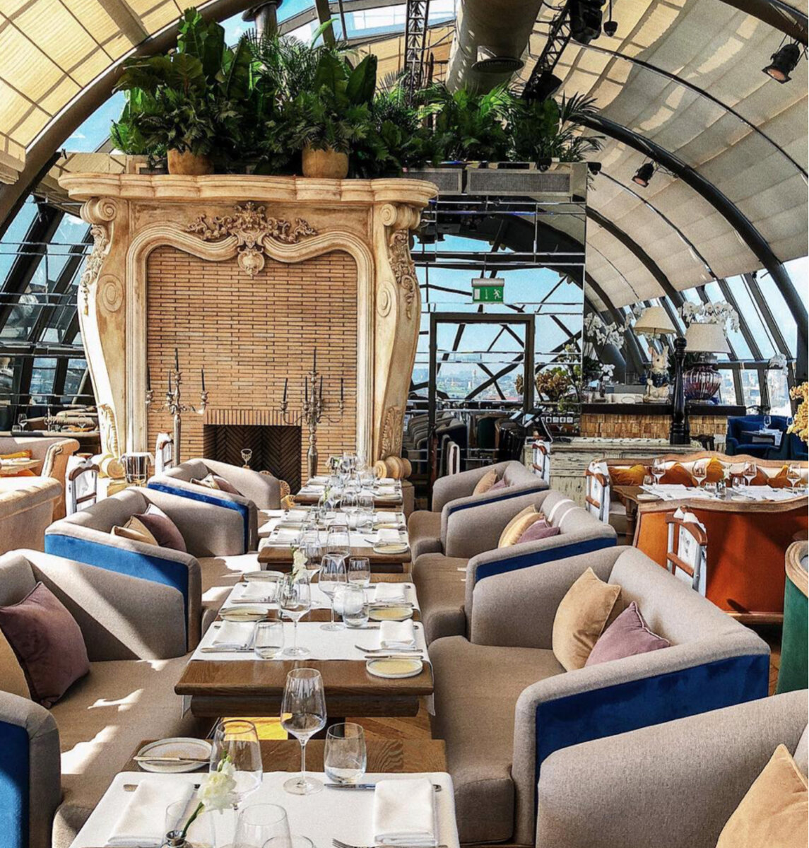 Ресторан sky lounge москва. Stk midtown. White rabbit ресторан москва. Турандот ресторан москва. Москва тверской бульвар 26 турандот.