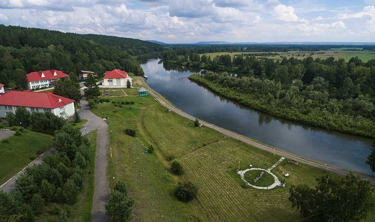 В Красноярском крае зимы более суровые, чем в средней полосе. Но если вы приедете сюда в период с начала июня по начало сентября, смело можете рассчитывать на полноценное лето.-4-3