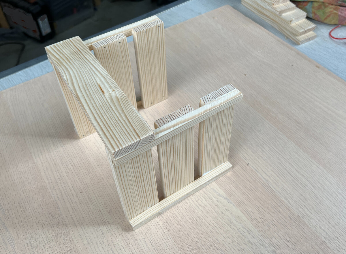 В суете современной жизни, когда технологии стремительно развиваются, наш ремесленный уголок становится настоящим убежищем для самовыражения.-6