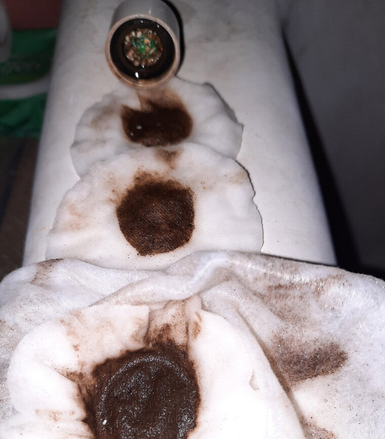    Местный житель сменил уже несколько фильтров