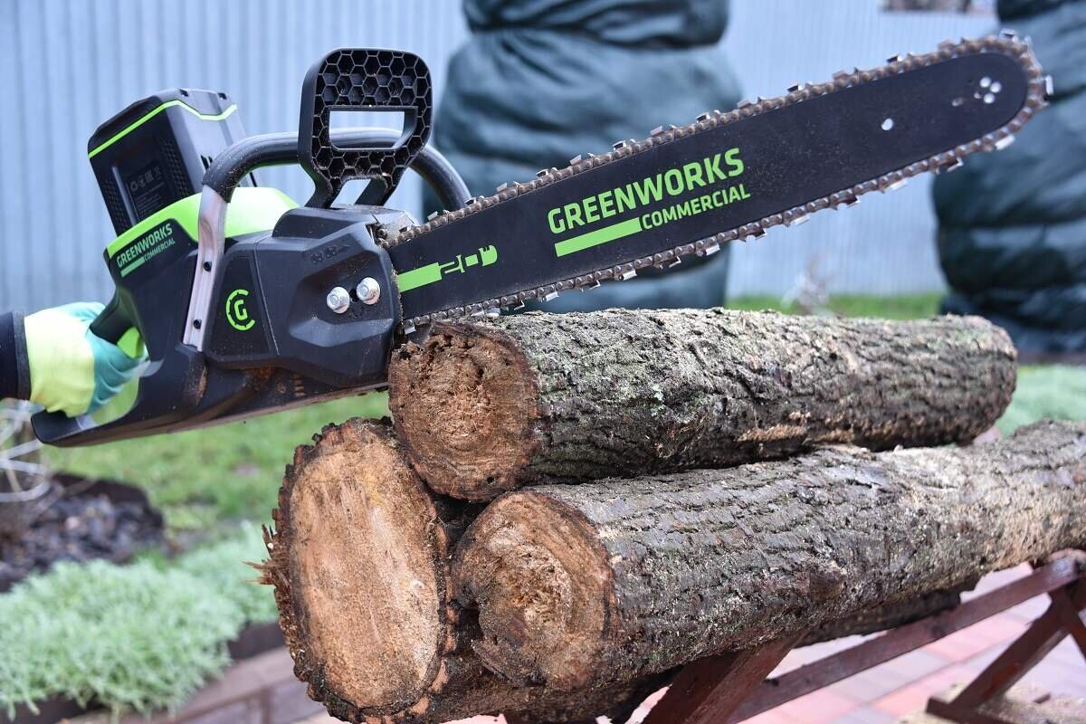 Аккумуляторная цепная пила chainsaw