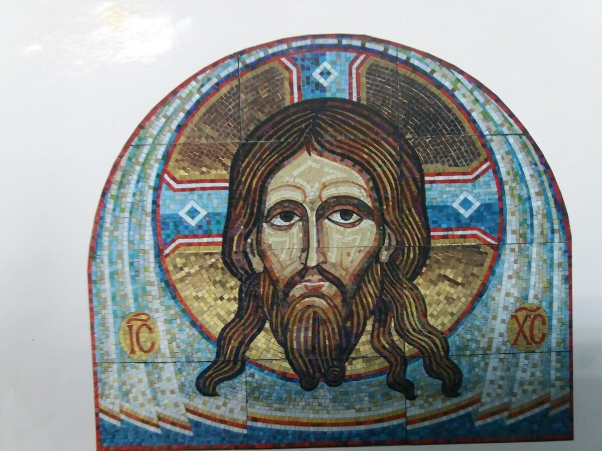 Мозаика процесс. Мозаист это. Изготовление мозаики в технике панно. Artist bruno cerboni. Лавровый венок в византийской мозаике.