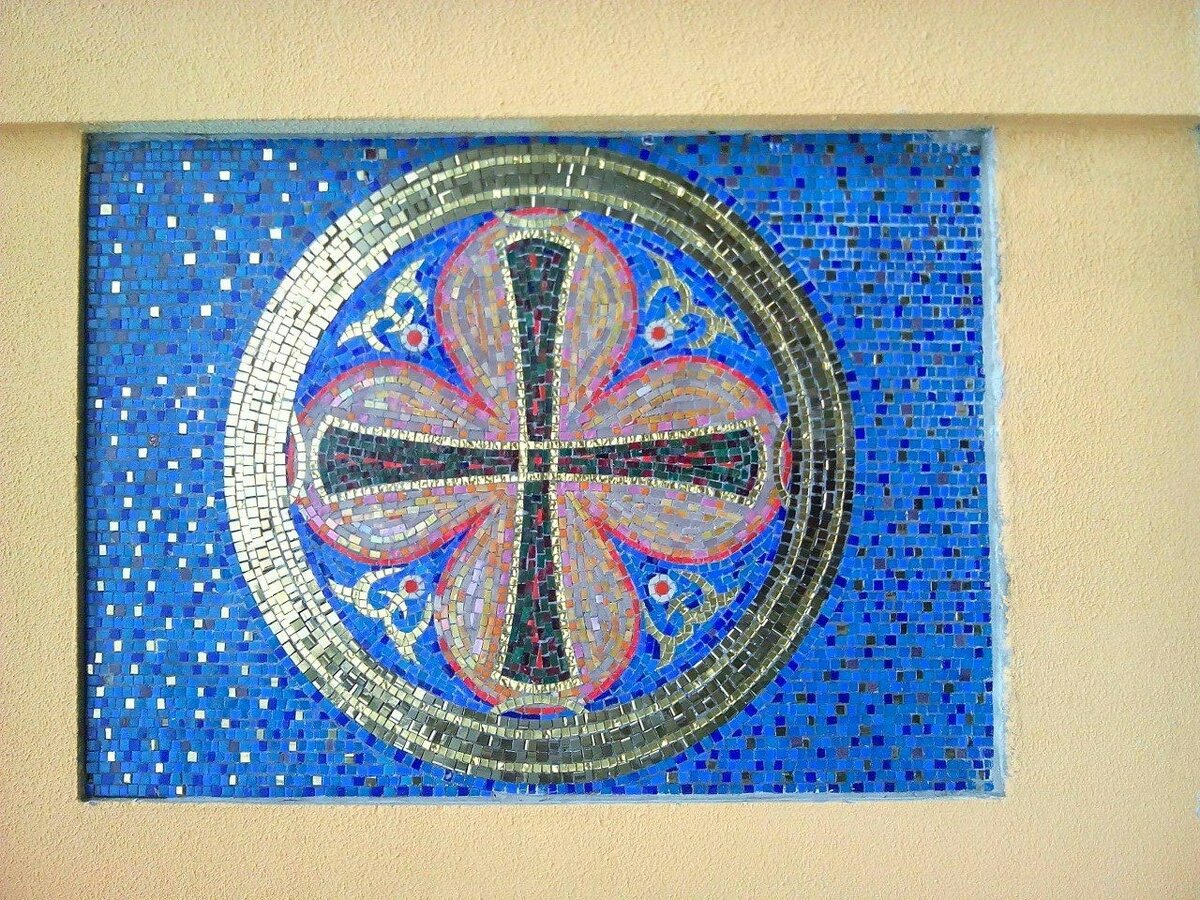 Мозаист это. Мозаичник. Мозаист это. Дом литераторов таруса мозаика. Облицовщик-мозаичник.