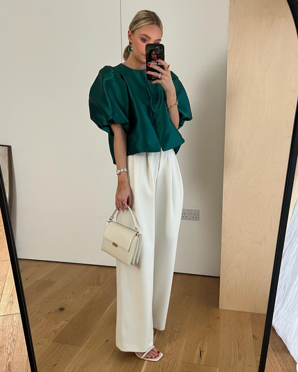 ✅ Пример корректного образа. Легкий образ - легкая обувь. 