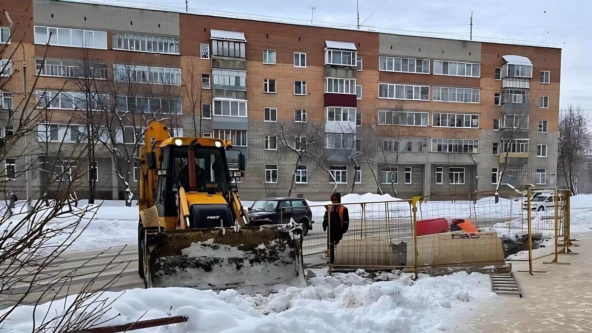    Причина — авария на трубопроводе, сообщил глава Глазова Сергей Коновалов в соцсетях.