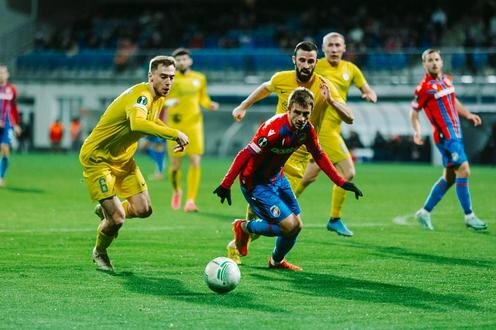 Фрагмент матча "Витория" - "Астана". Фото с сайта kazfootball.kz