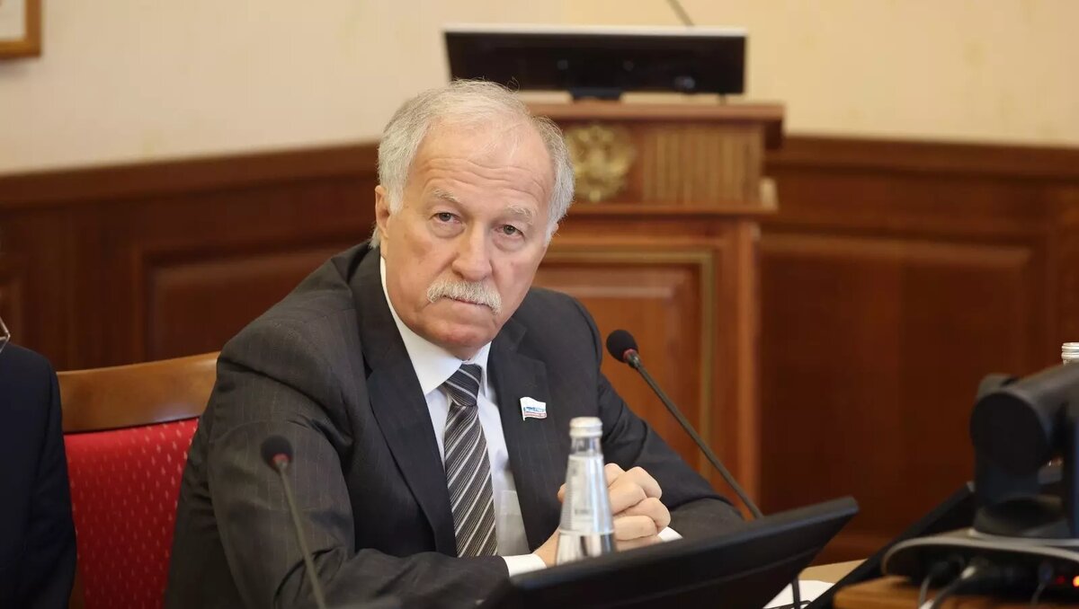     Всего в списке наказов избирателей — 470 инициатив, сообщил председатель Думы Ставропольского края Николай Великдань.