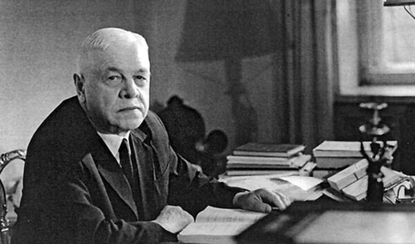    Д. В. Ско­бель­цын   
biblioatom.ru