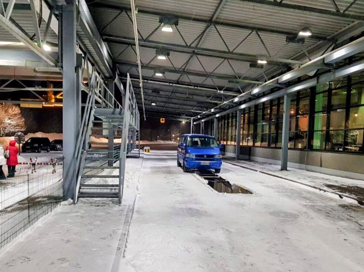    Пункт пропуска на границе России и Финляндии© Фото : ФТС России/Telegram