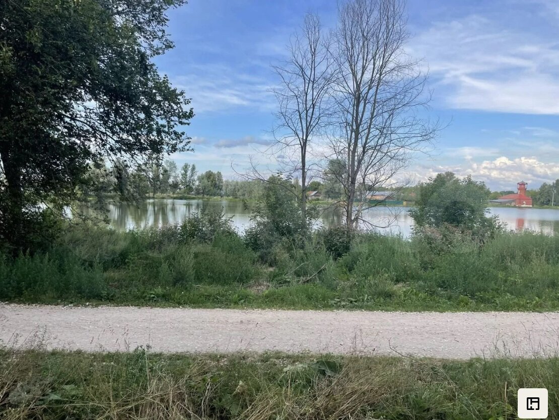 Фотография с объявления на АВИТО по продаже дома, 2022 год