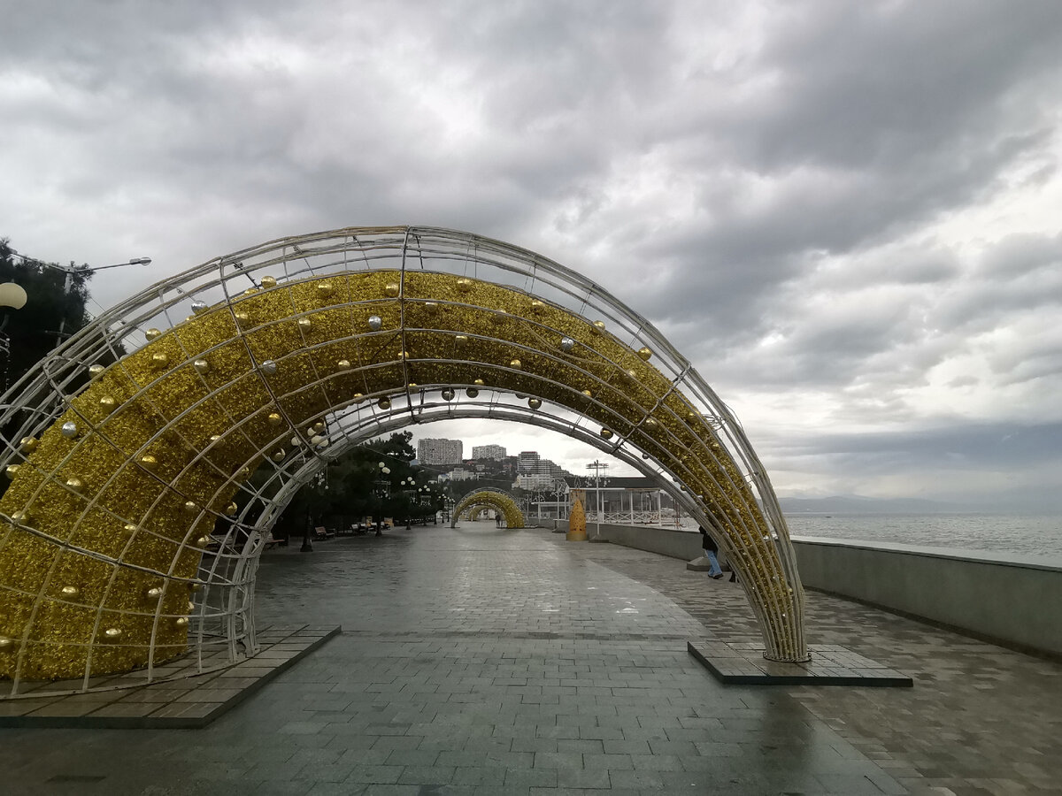 Новогодние инсталляции.