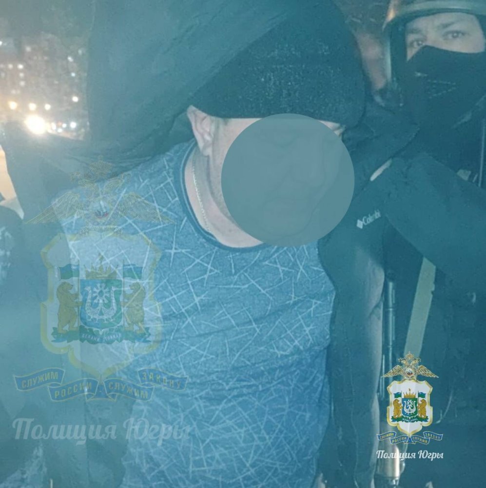    Полицейские Югры устанавливают обстоятельства нападения на отделение банка