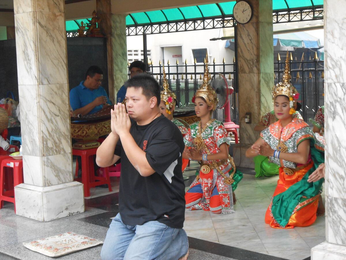 В Бангкоке. SunTravel (с)