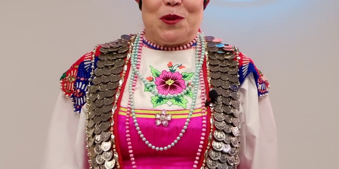 Национальный костюм замужней женщины верховых чувашей