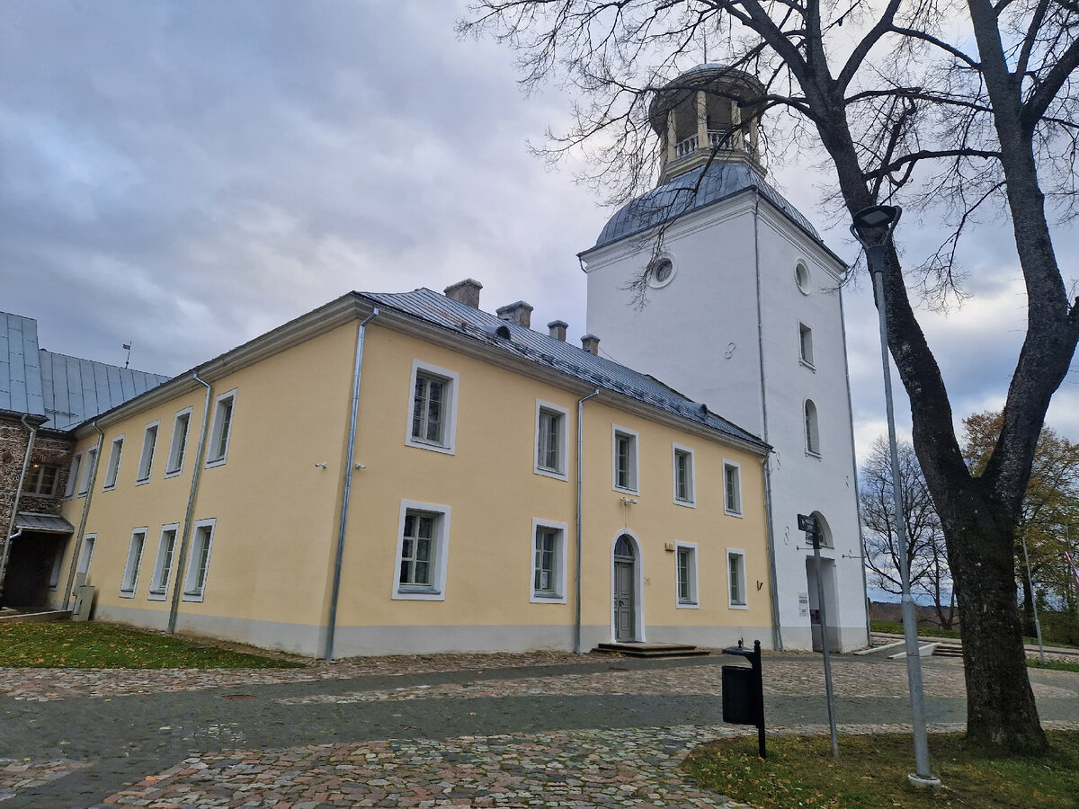 Крустпилсский замок