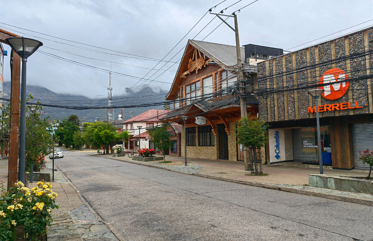 Утренняя прогулка по Койяйку. Все спят после встречи Нового года )