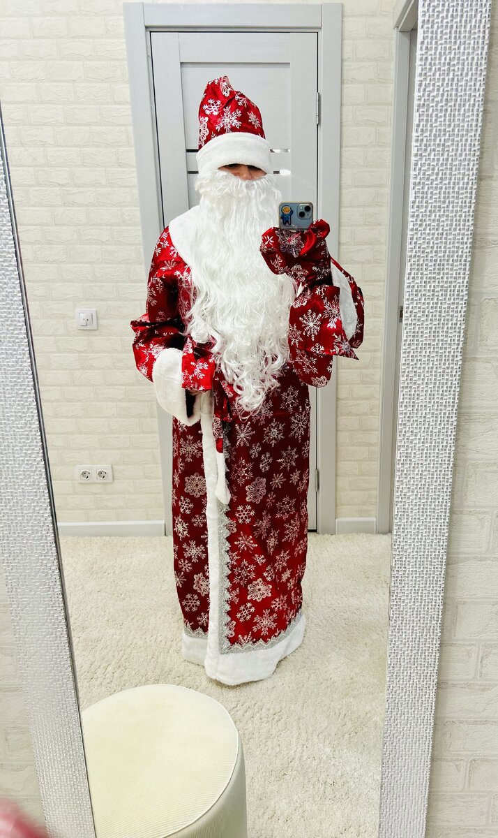 Дух Деда Мороза уже витает)