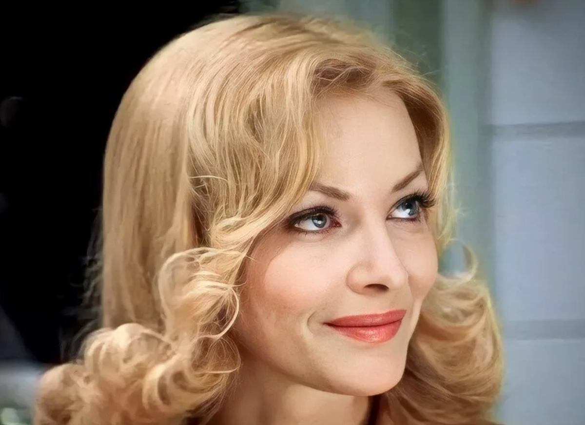 Брыльска ирония судьбы. Ирония судьбы барабана брыльски. Барбара брыльска в иронии судьбы сколько лет. Актриса барбара брыльска. Барбара брыльска ирония судьбы сейчас.