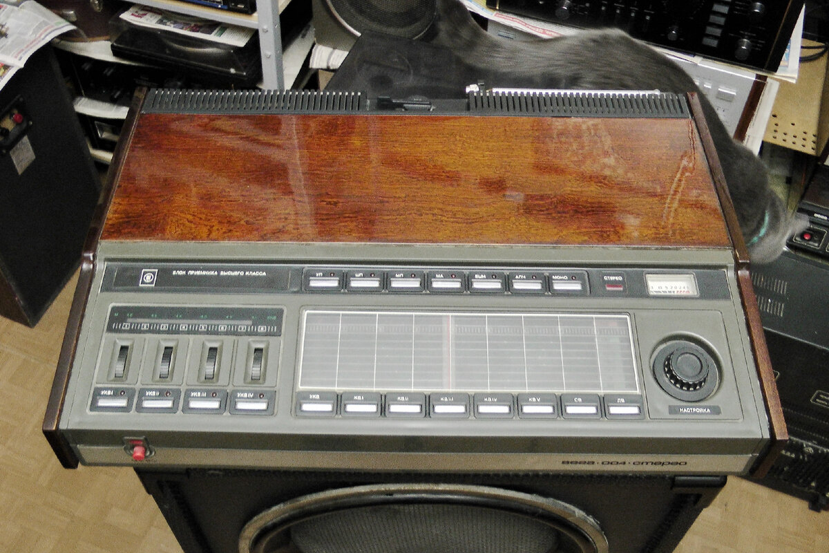 тюнер Вега 004