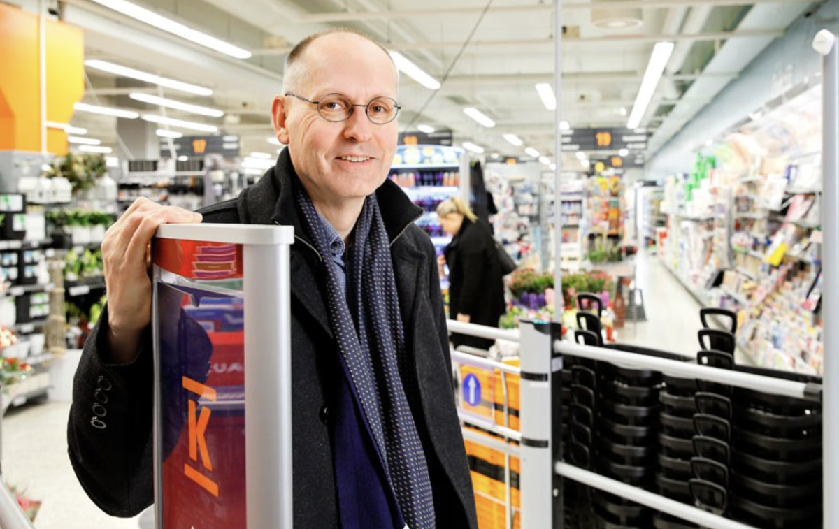 Матти Калерво, вице-президент по корпоративной ответственности K Group – вот такие должности есть в Финляндии