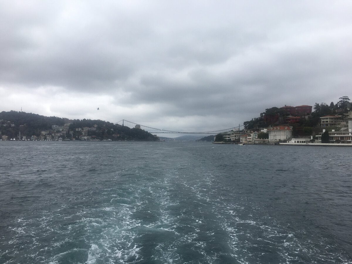 Ушел и возвращаться не планирую.