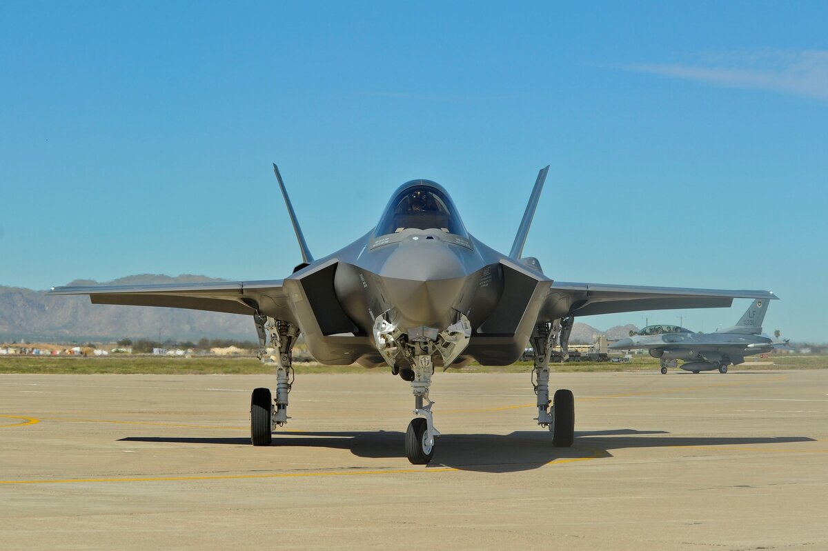 F-35 Lightning II (архивное фото)