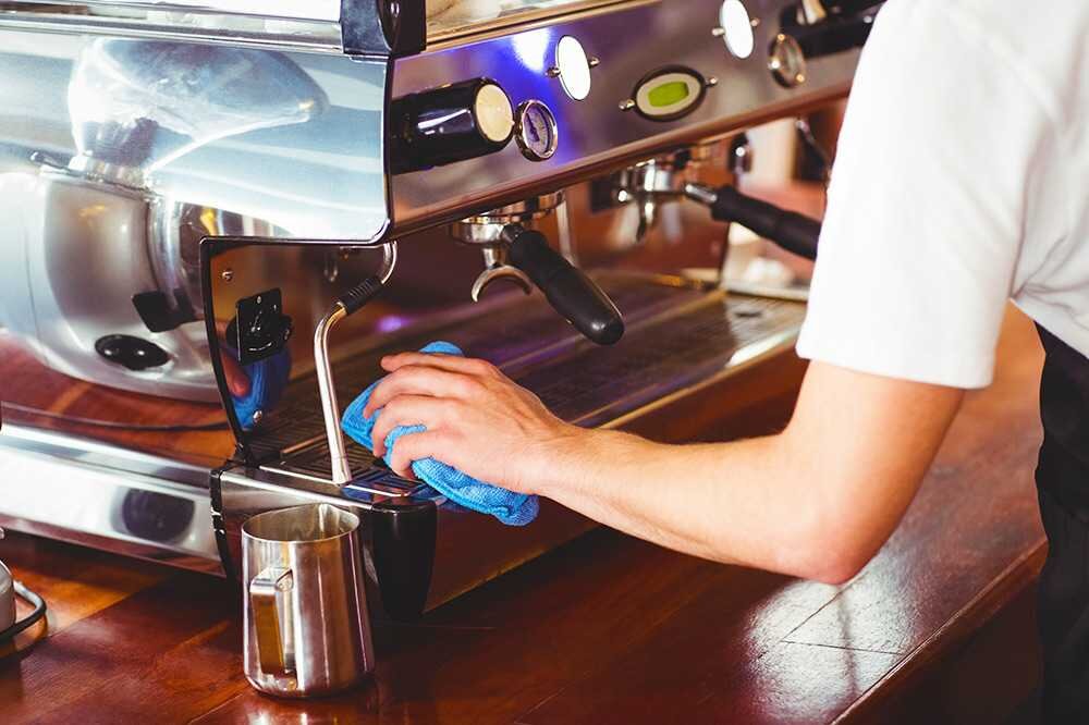 Ремонт и обслуживание кофемашины – как сэкономить на запчастях? от эксперта