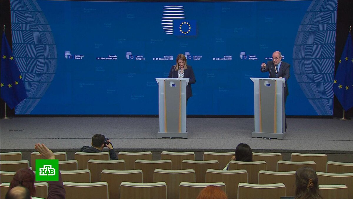    Судьба $50 млрд для Киева и путь Украины в ЕС: итоги первого дня саммита Евросоюза