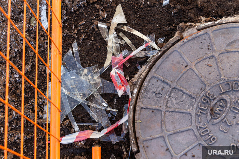    В Екатеринбурге на девушку упало двухметровое окно (архивное фото)