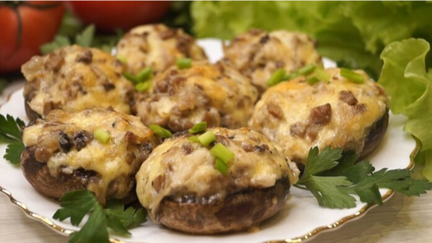 Шикарная горячая закуска: Такие грибочки со стола разлетаются в первые 15 минут застолья.